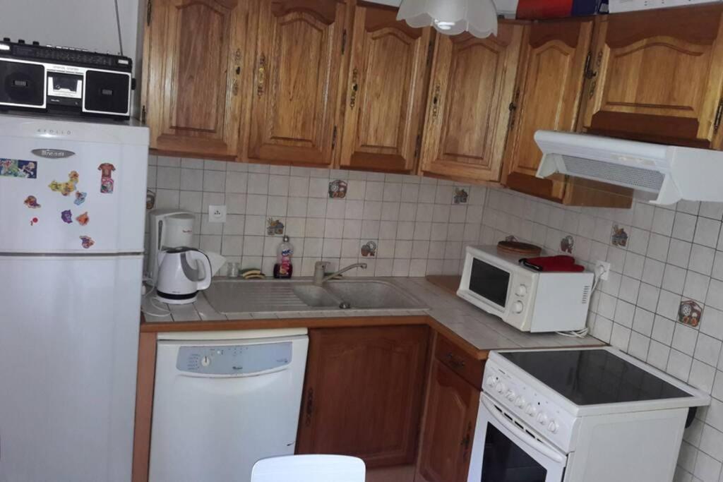 Appartement 6 Personnes Au Coeur De Super Besse Besse-et-Saint-Anastaise Exterior foto